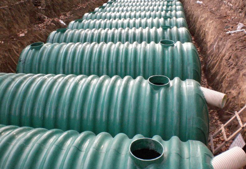 玻璃鋼化糞池獨(dú)特的優(yōu)勢是什么